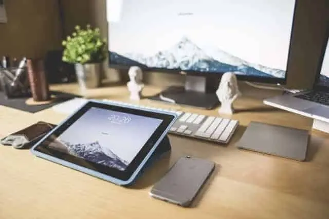 Be prepared to pay VAT on computers and tablets (pic from PicJumbo)